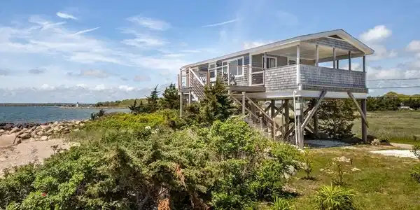 11 Sea Marsh Way