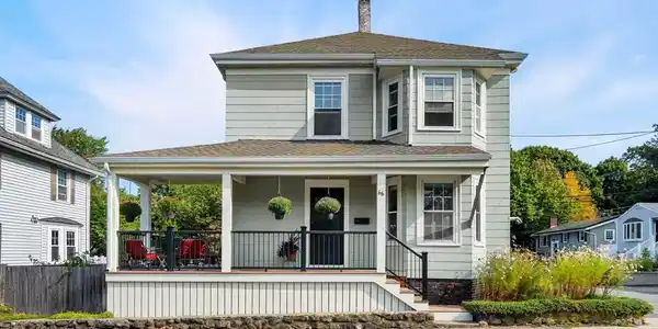 66 Bisson St