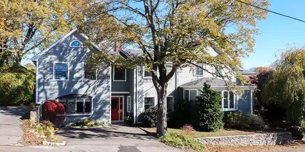 25 Curtis Street