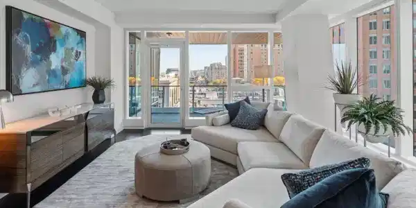 150 Seaport Blvd