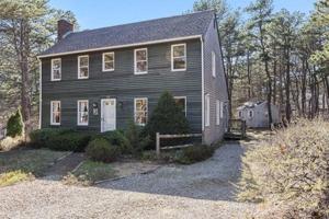 35 Sea Pine Rd