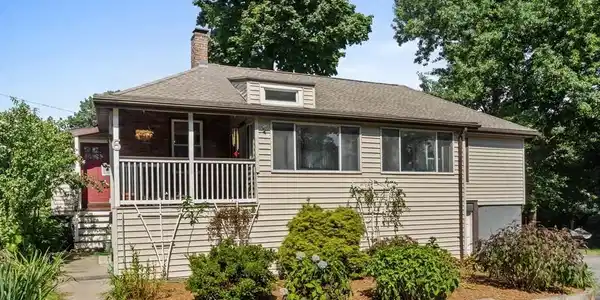 6 Sachem Park