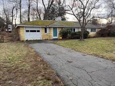 6 Wompatuck Road