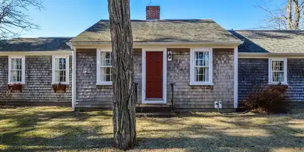 18 Quaker Rd