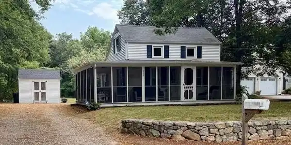 428 Main Street