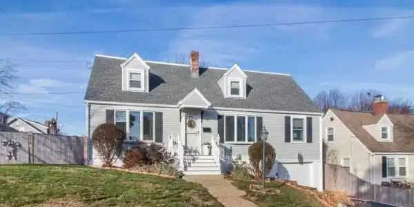 29 Standish Rd