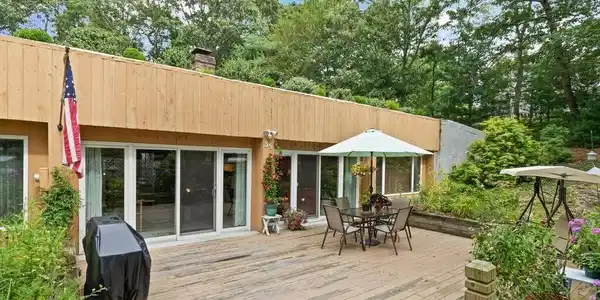 35 Buccaneer Way