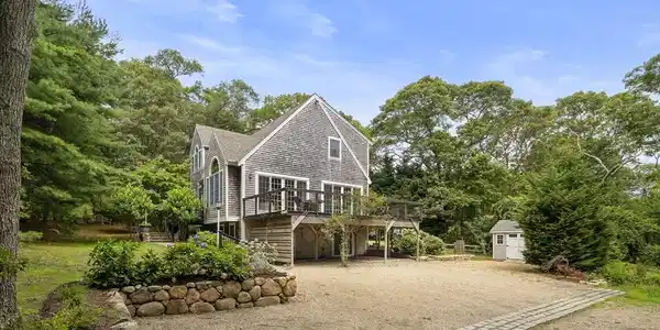 30 Hillside Path