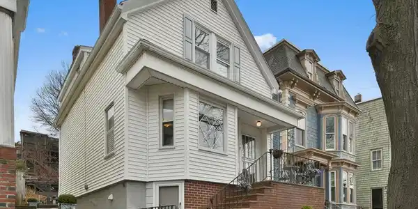 118 Lexington St