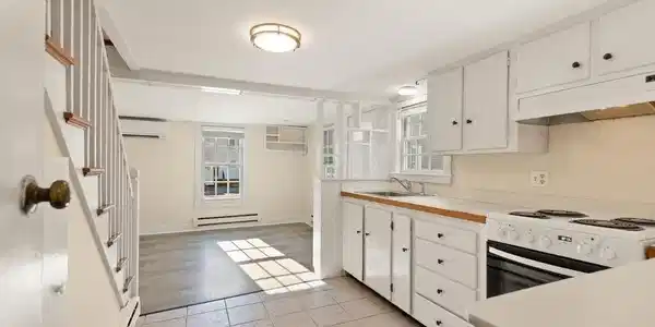 2 Highland St
