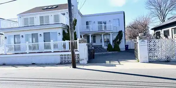 335 Rice Avenue