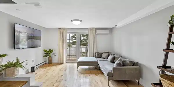 12 Summit Ave