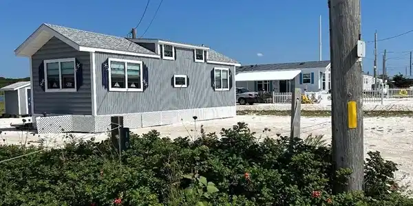 109 East Beach Road