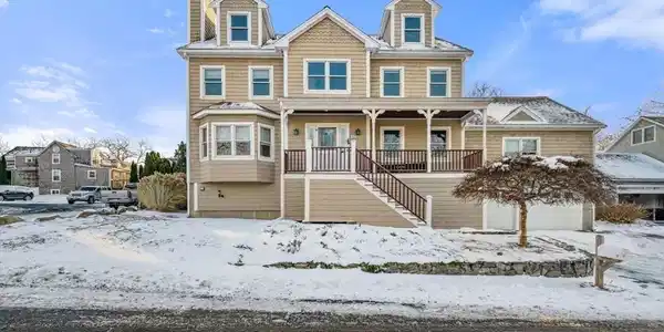 17 Butler Ave