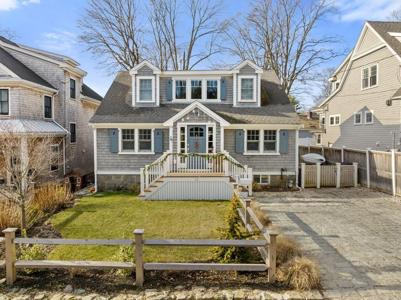 12 Whiton Ave