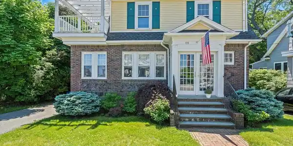 111 Shore Ave.