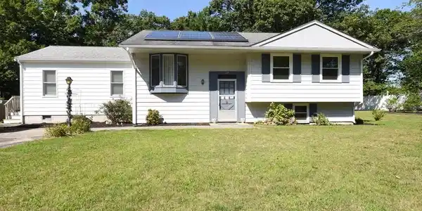39 Chandler Dr