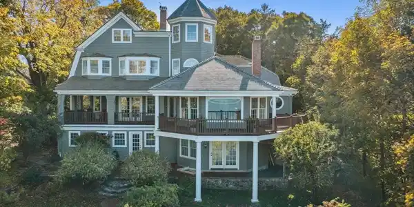 236 Powder Point Ave
