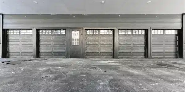 87 Parker St