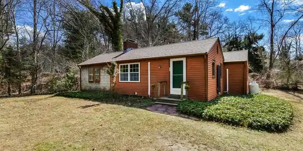 62 Wild Harbor Rd