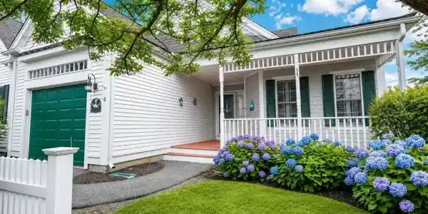 6 Berrywood Ct