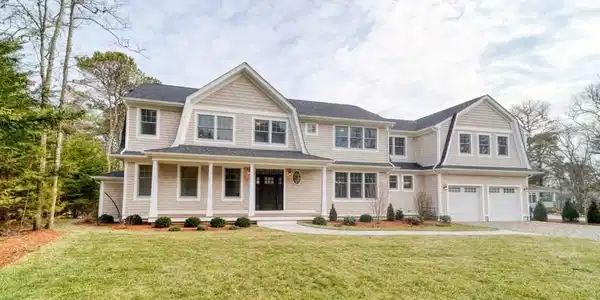 206 Meadow Neck