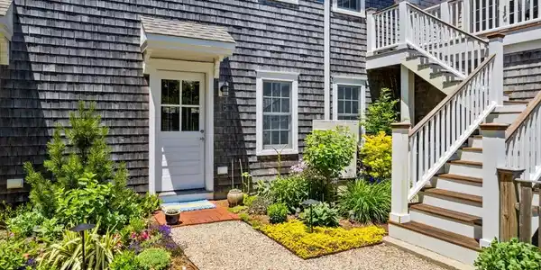 26 Alden Street