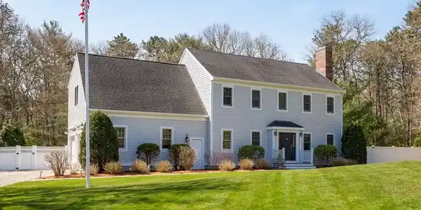 8 Blue Castle Dr