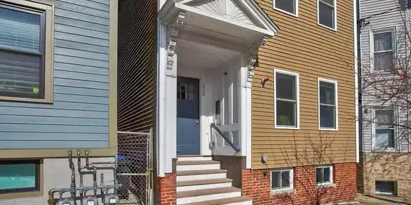 318 Princeton St