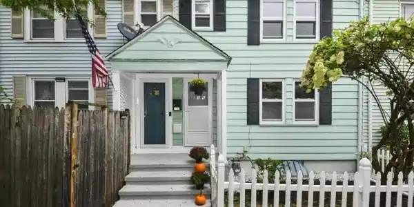 216 Quincy Shore Drive