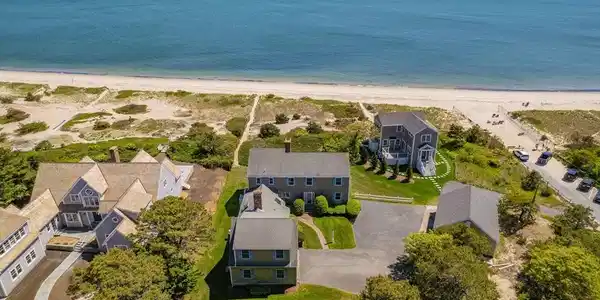 7 Dunes Road