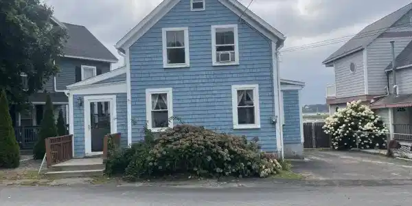 1 Moreland Ave