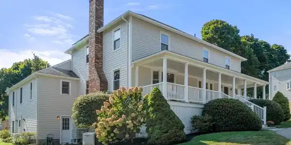 26 Ash St