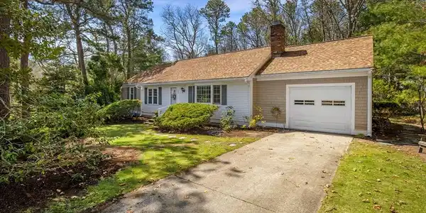23 Penny Royal Ln