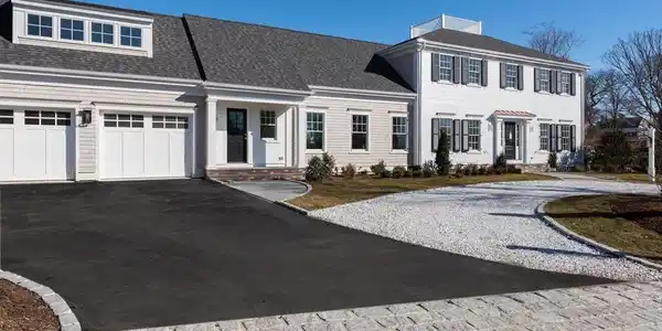 6 Levi's Lane