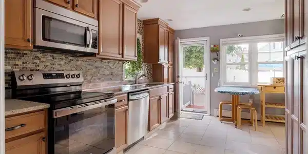 10 Elwood Pl