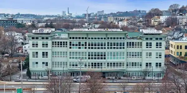 10 Ocean Ave