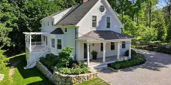 50 Pond Street