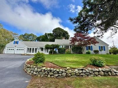 32 Lakeland Ave