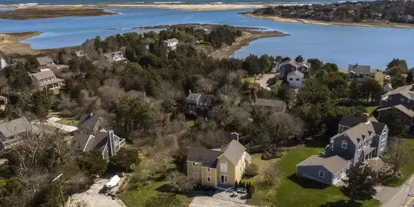 3 Harbor Rd