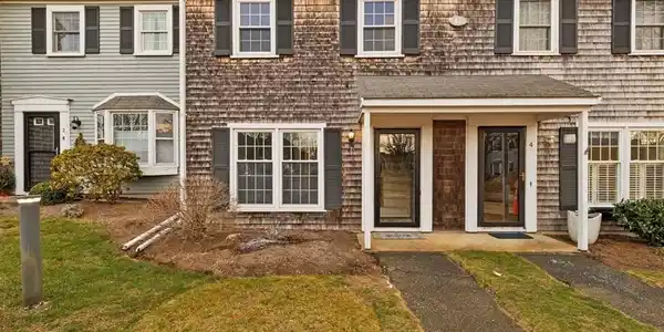 55 Old Colony Way