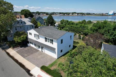 24 Webb St