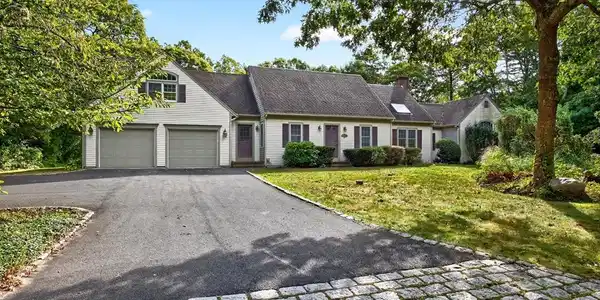 30 Fox Crossing Rd