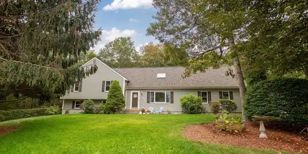 50 Great Woods Rd