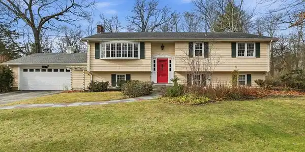33 Rosas Lane