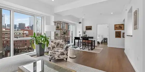 1 Nassau St