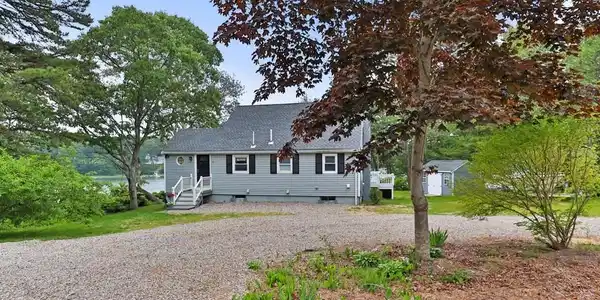 87 Lighthouse Lane