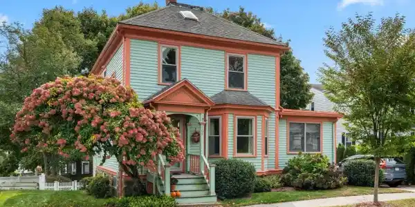 105 Lovett St
