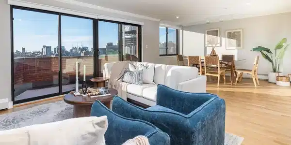 34 Hancock St