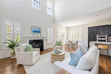 35 Briarwood
